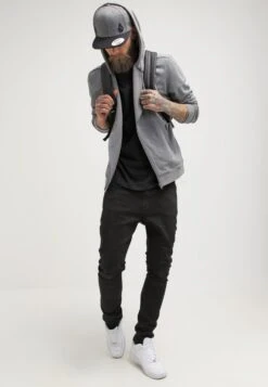 Pier One Jeans Slim Fit - Black Denim -Pier One 110ced7bbb2d4b24a8554f83195e2d59