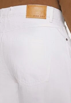 Pier One Jeans Relaxed Fit - White Denim -Pier One 1de79453a8d84faf94f9bab694892756