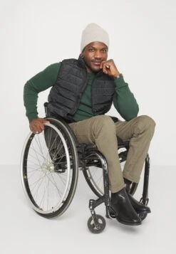 Pier One Vest - Black -Pier One 336bb9182f0a4a37bec68dd5919004c6