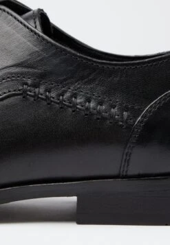 Pier One Pensko Med Snøring - Black -Pier One 362a737a274148fe834458a30f945960