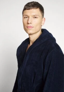 Pier One Badekåpe - Dark Blue -Pier One 41cb914371934a1bb7fd15e05e23e4bb