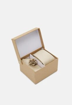 Pier One Set - Andre Accessories - Beige 15 Pier One Set - Andre Accessories - Beige -Pier One 5dfa39d4f14a47e495c04fd8aad3fb4e