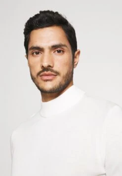 Pier One Strikkegenser - White -Pier One 5f0d1b0fc9994eb4a0ce0d288748551c