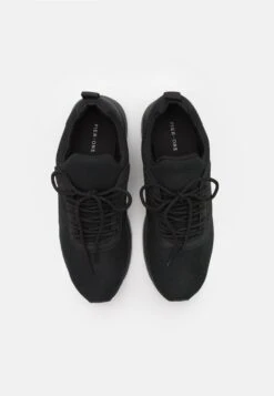 Pier One Joggesko - Black -Pier One 675fc9af38c14356aa164fc3801b5faf