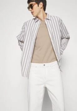 Pier One Carpenter Colored Twill- Jeans Straight Leg - Off-White -Pier One 77b17a64a879489bb9510906e2f8dbc4