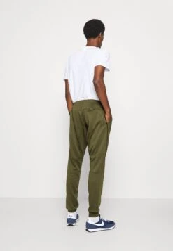 Pier One Joggebukse - Olive -Pier One 7cda39b8f69f4986bcbf6242b84d926c