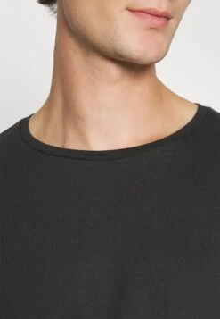 Pier One 2 Pack - Topper Langermet - Black/Khaki -Pier One 9738d7a40e2d43ecbbab45cbd3bc692f