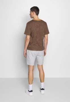 Pier One 2 Pack - Shorts -Light Grey /Black -Pier One a95507bb1b644136a259c68258b032f4