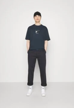 Pier One Sense Tee- T-Shirts Med Print - Dark Blue -Pier One b2a3544ffb594b74b28b495d62cbce60