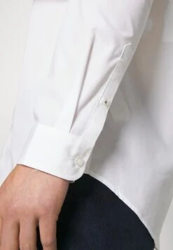 Pier One 2 Pack - Skjorte - White/Olive -Pier One d6657347294c4fd5a48a2a505813ffb1