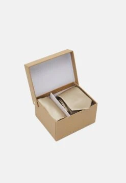 Pier One Set - Lommetørkle - Beige -Pier One dae22eb1283541c98e7012d1c86f16c1