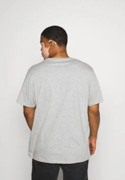 Pier One 5 Pack - T-Shirts - Khaki/Grey/Dark Blue -Pier One ec3697a3377045a681099b809ac45742