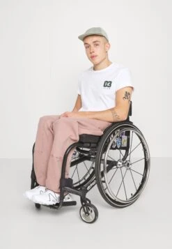 Pier One T-Shirts Med Print - White 19 Pier One T-Shirts Med Print - White -Pier One f36f8c48767343ce95fc3ca5688a330e